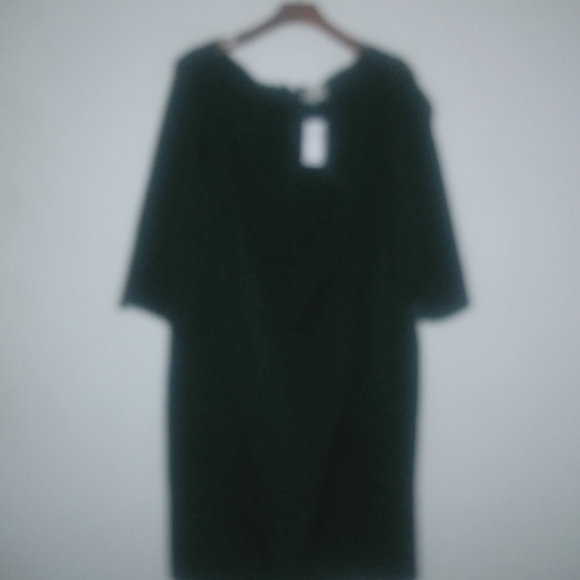 Ashley Graham Beyond 22W Basic Black V-Neck Slit Sleeve Dress New Funeral - Picture 2 of 15